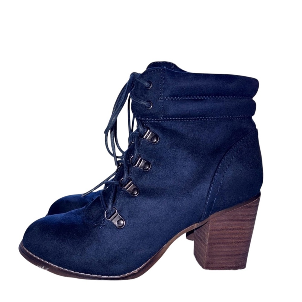 SM New York Black Lace Up Boots with Brown Heel Size 9